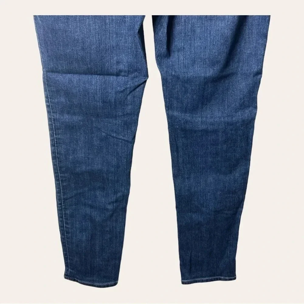 0830. ANN TAYLOR LOFT CURVY SKINNY DENIM JEANS SIZE 26‎ MEDIUM WASH DENIM COLOR